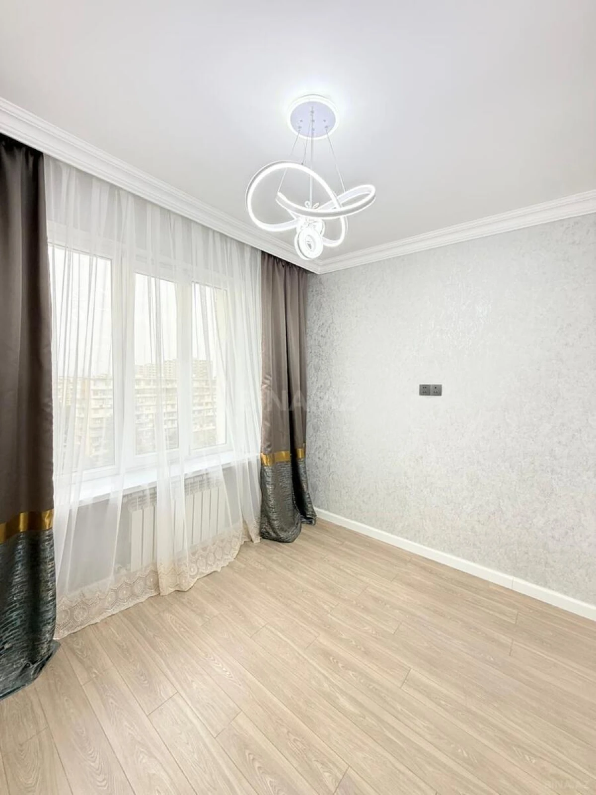 Satılır 3 otaqlı mənzil 65 m²