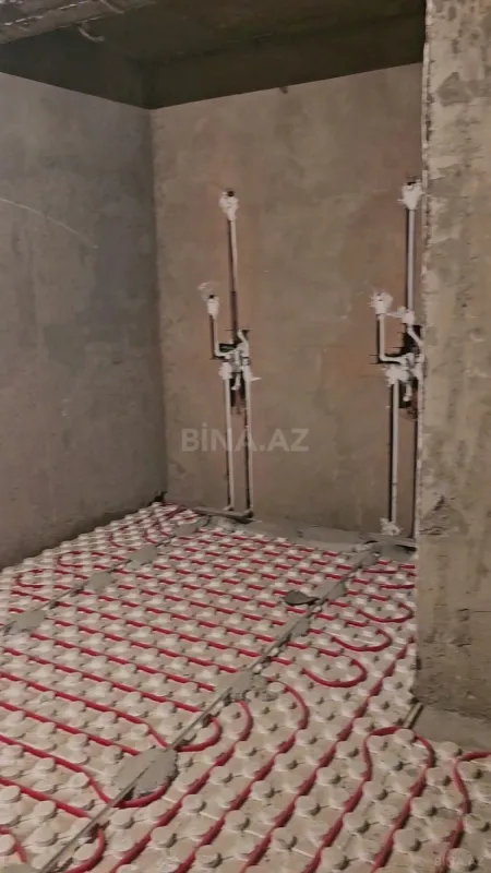 Satılır obyekt 557 m²