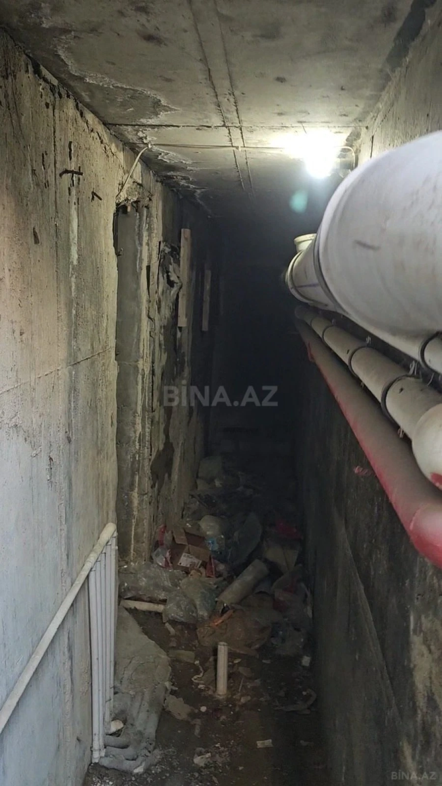 Satılır obyekt 557 m²