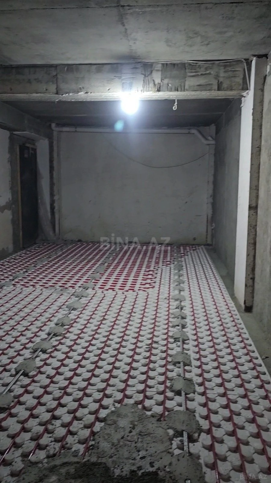 Satılır obyekt 557 m²