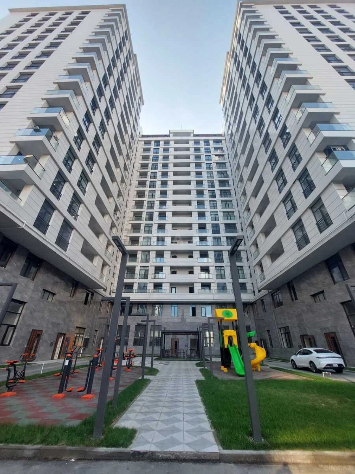 Satılır 2 otaqlı mənzil 55 m²