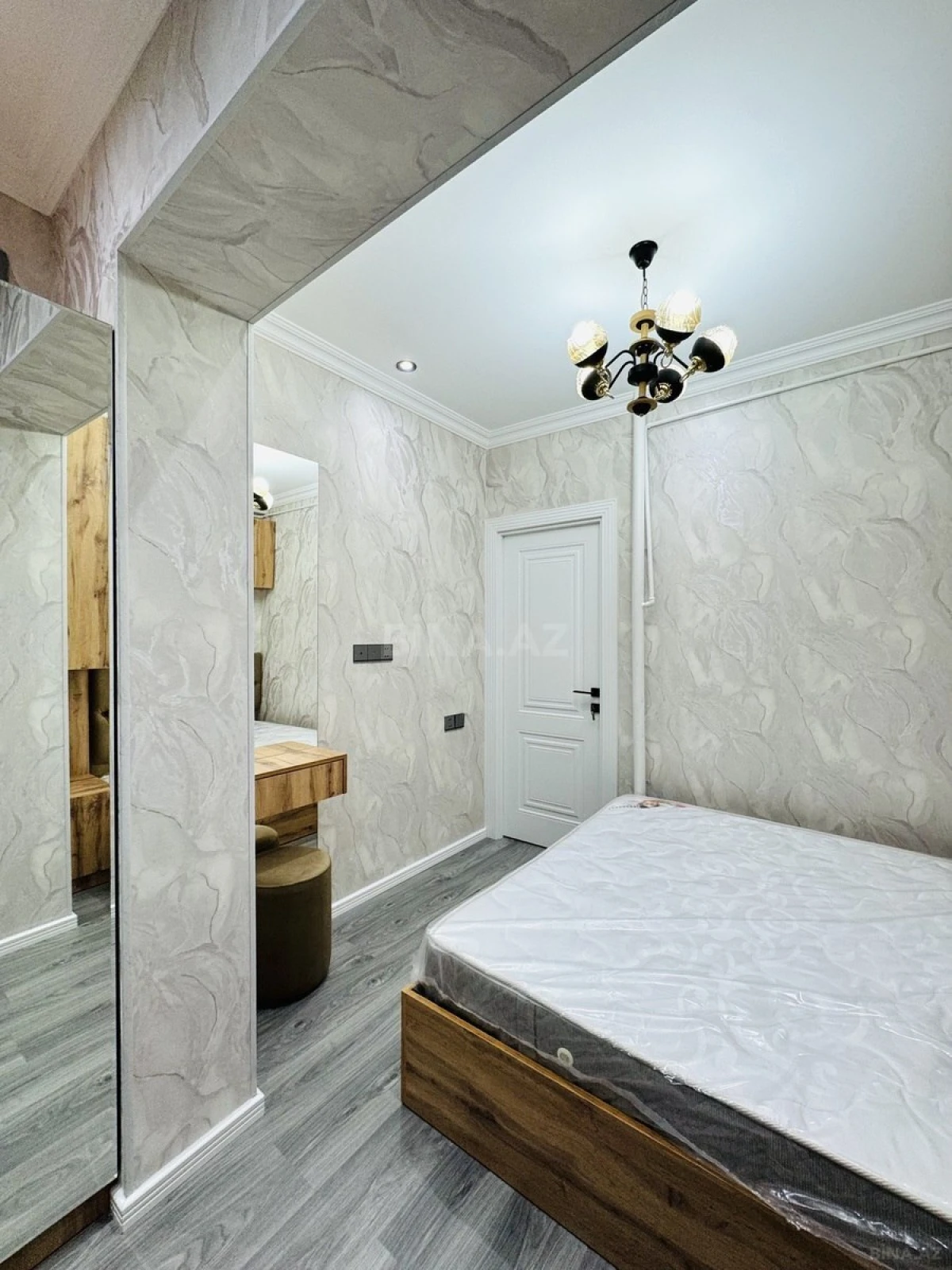 Satılır 2 otaqlı mənzil 45 m²