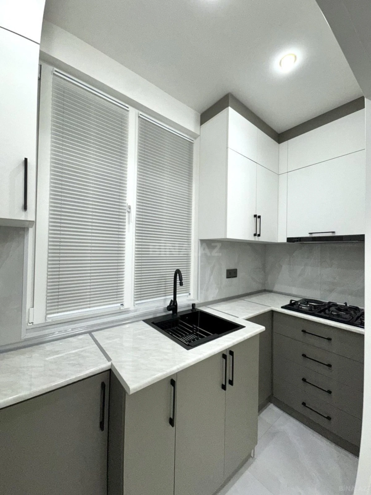 Satılır 2 otaqlı mənzil 45 m²