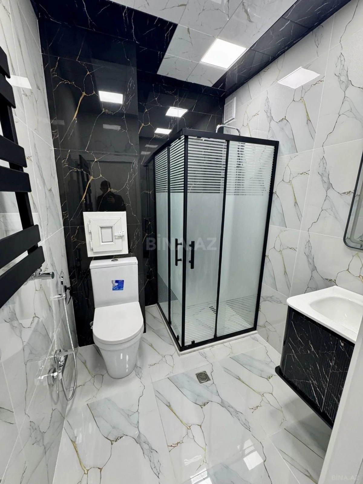 Satılır 2 otaqlı mənzil 42 m²