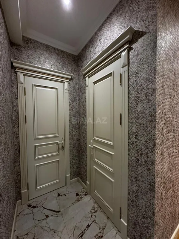 Satılır 3 otaqlı mənzil 150 m²