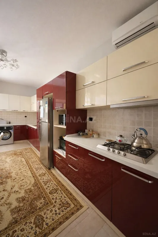 Satılır 2 otaqlı mənzil 95 m²