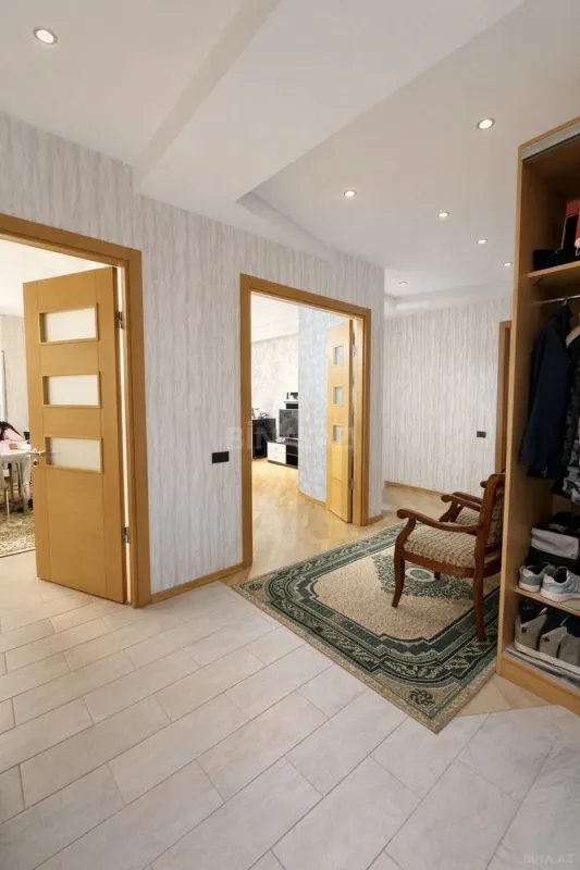 Satılır 2 otaqlı mənzil 95 m²