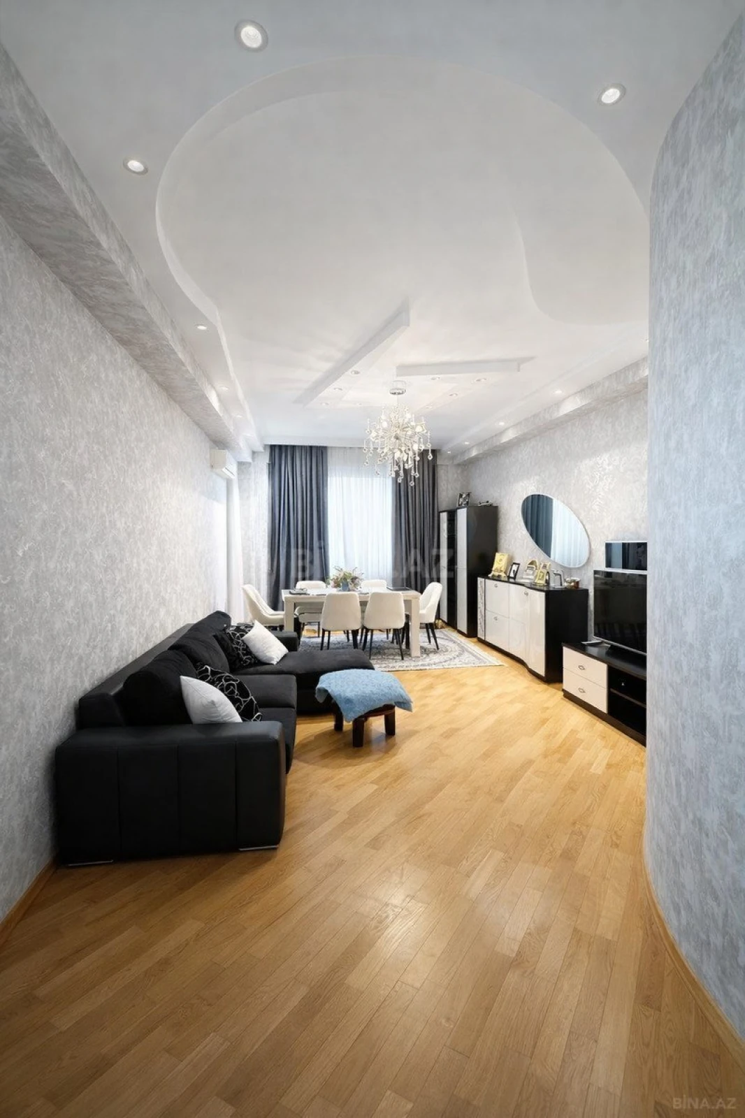 Satılır 2 otaqlı mənzil 95 m²