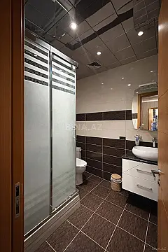 Satılır 2 otaqlı mənzil 95 m²