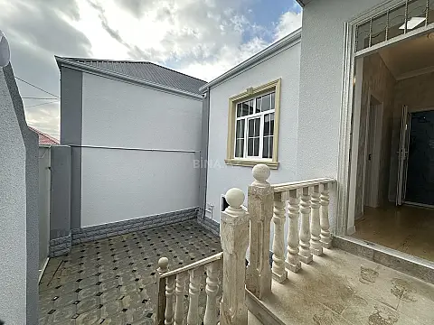 Satılır 2 otaqlı həyət evi 75 m²