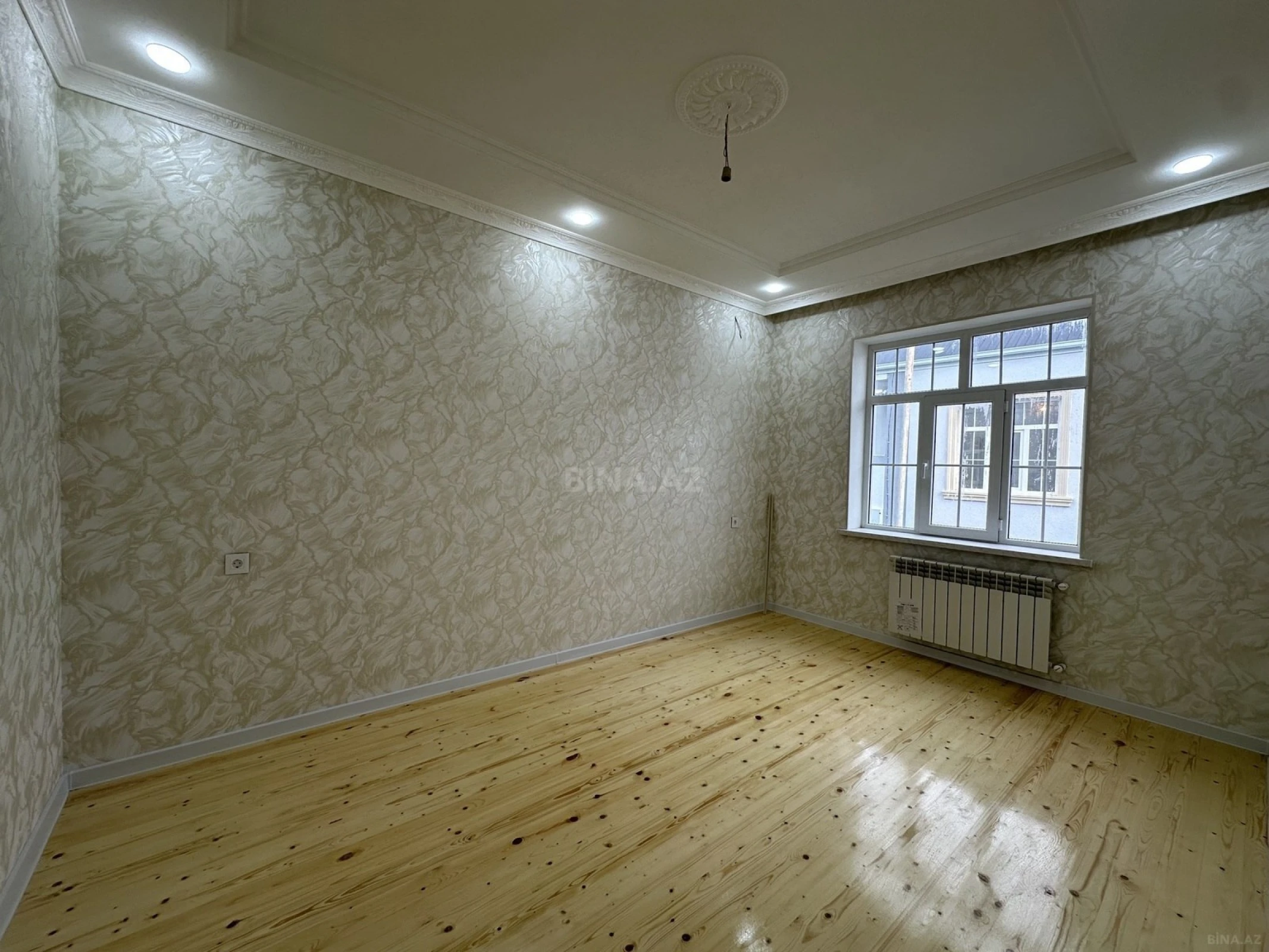 Satılır 2 otaqlı həyət evi 75 m²