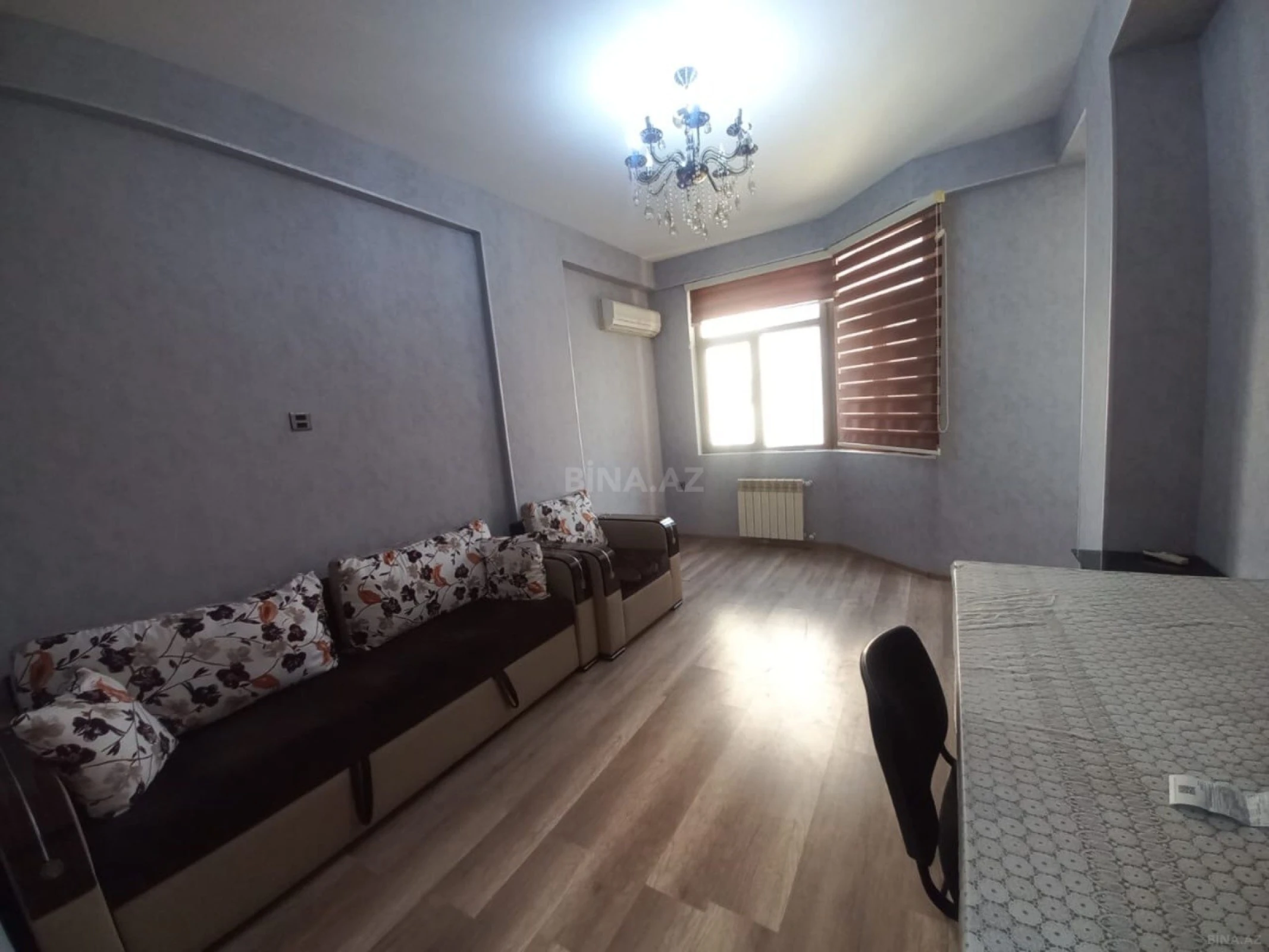 Satılır 2 otaqlı mənzil 58 m²