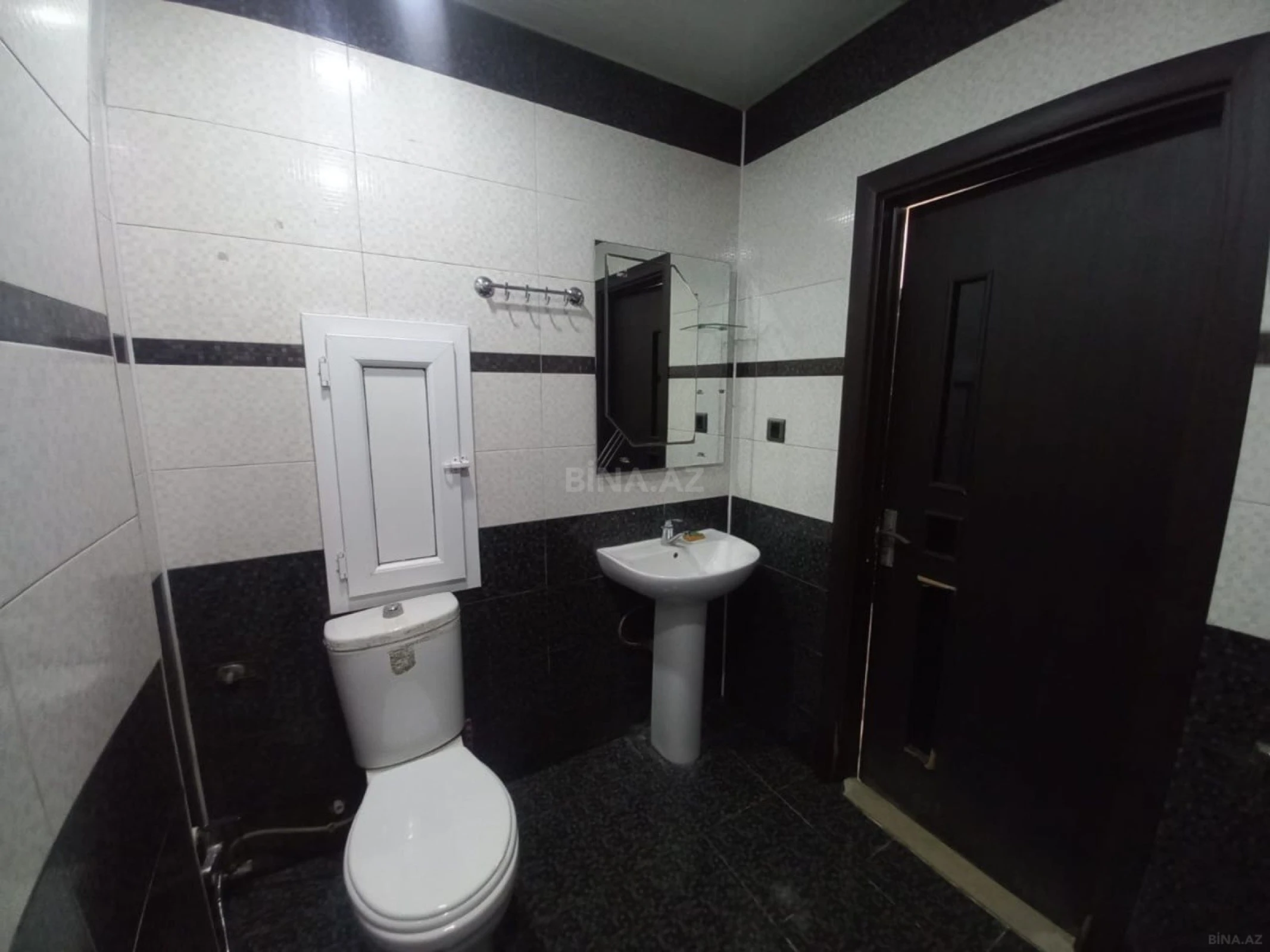 Satılır 2 otaqlı mənzil 58 m²