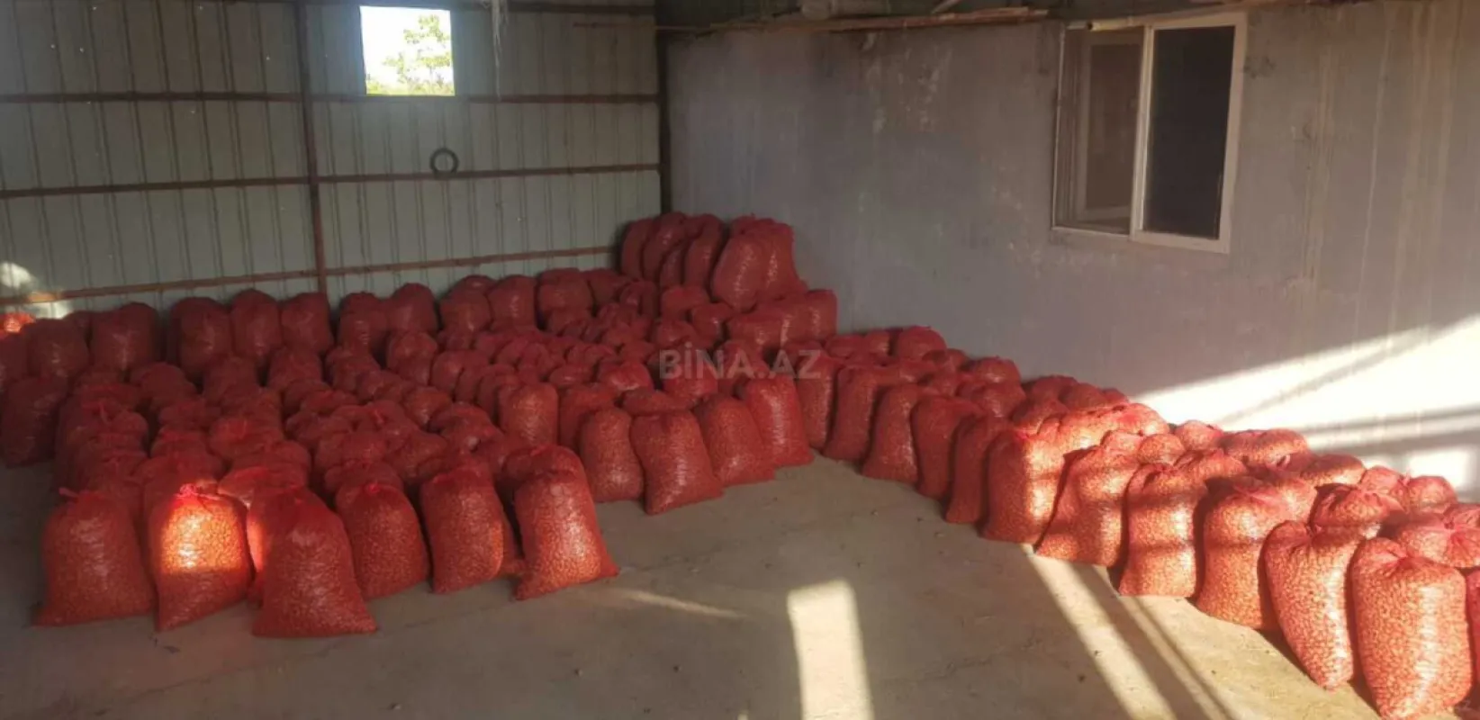 Satılır torpaq sahəsi 800 m²