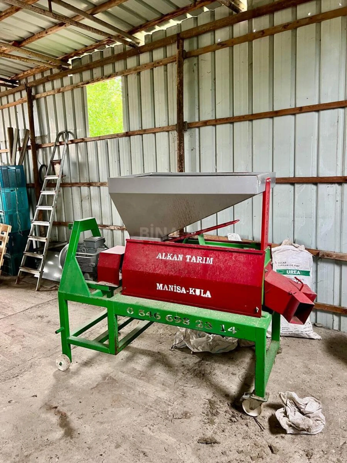 Satılır torpaq sahəsi 800 m²