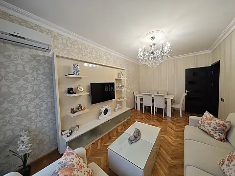 Satılır 3 otaqlı mənzil 75 m² — Bakı, Bakıxanov 3 otaq 75.00 m²