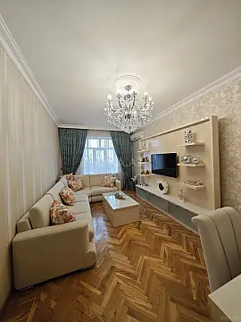 Satılır 3 otaqlı mənzil 75 m²