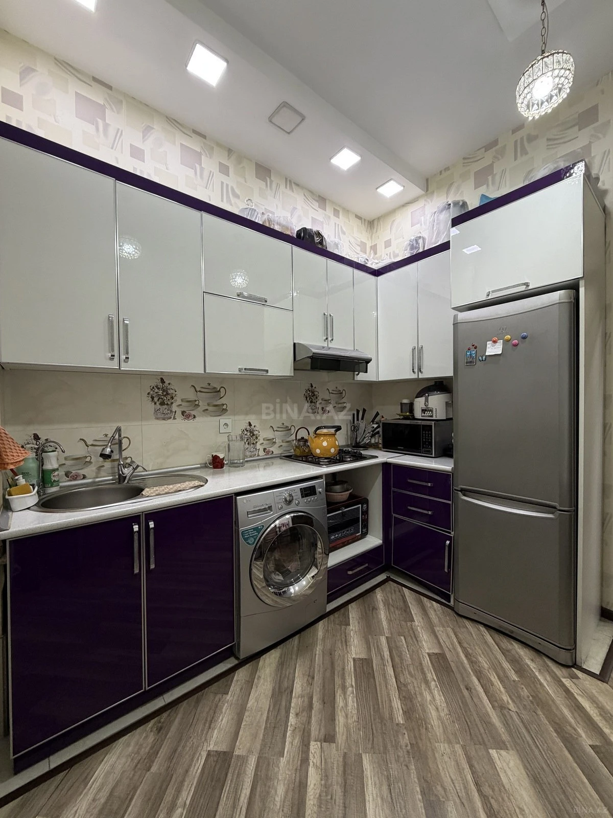 Satılır 2 otaqlı mənzil 80 m²