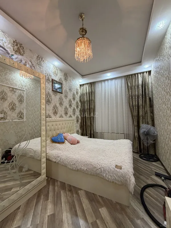 Satılır 2 otaqlı mənzil 80 m²