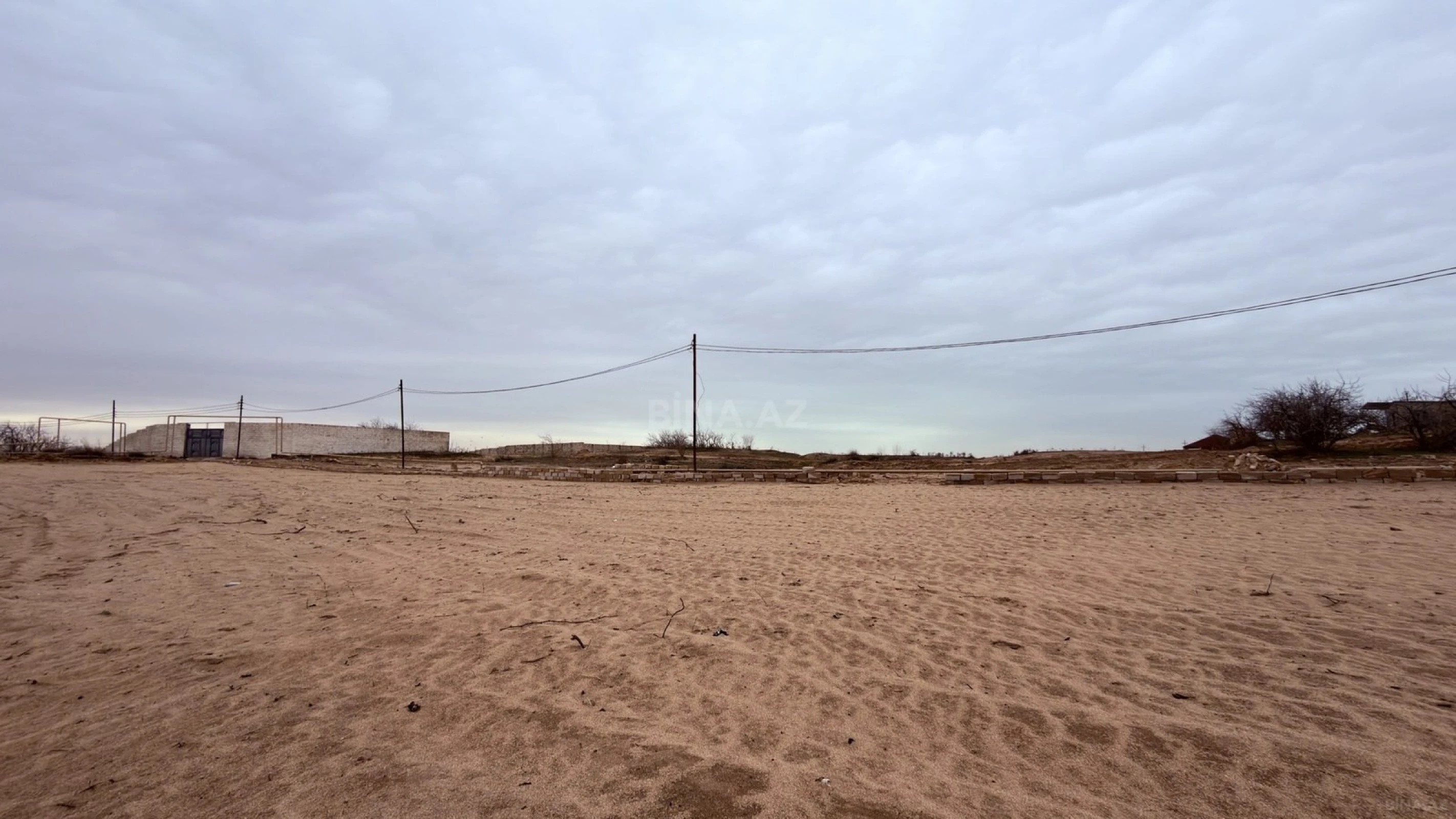 Satılır torpaq sahəsi 4 m²