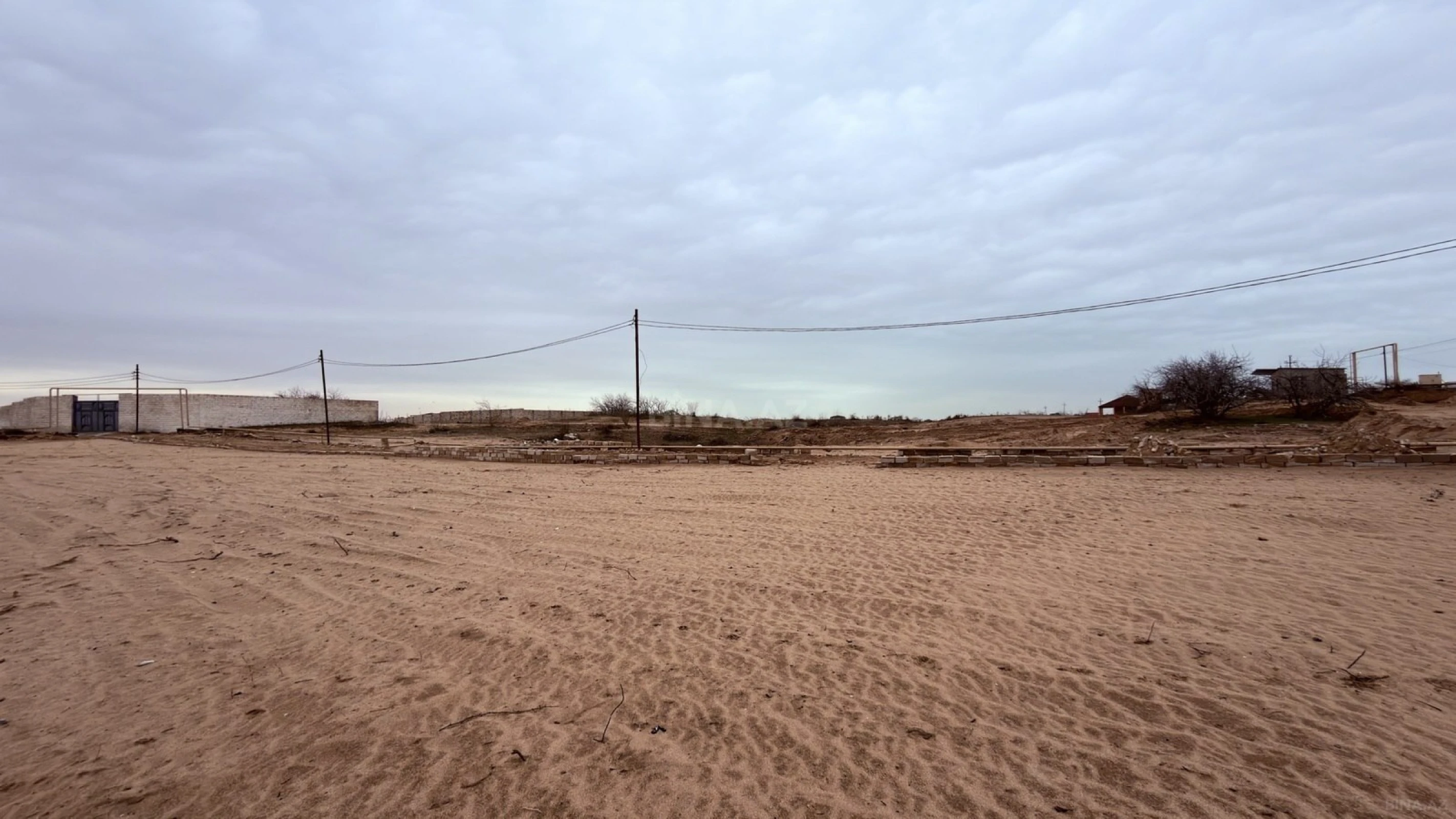 Satılır torpaq sahəsi 4 m²