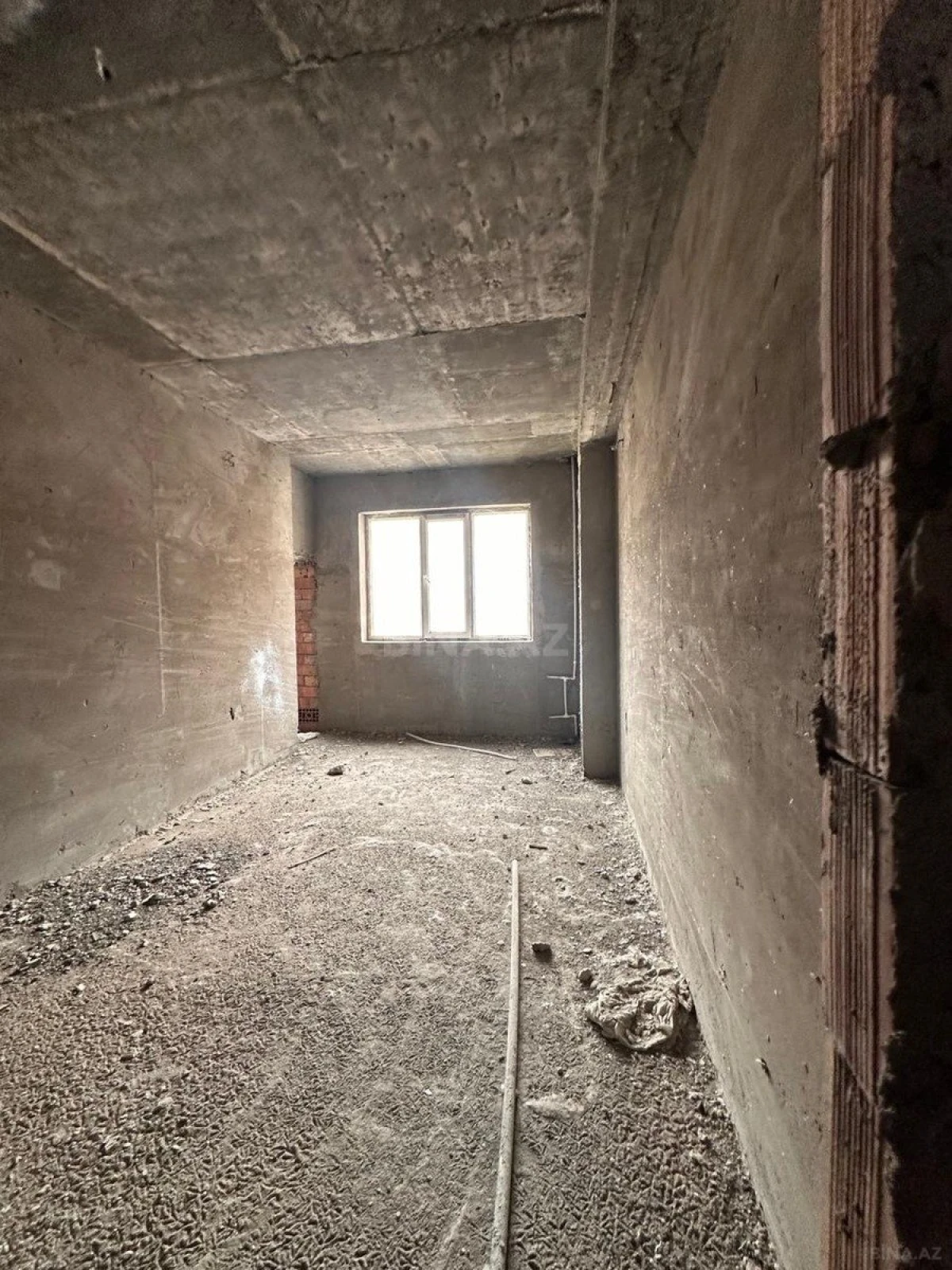 Satılır 4 otaqlı mənzil 160 m²