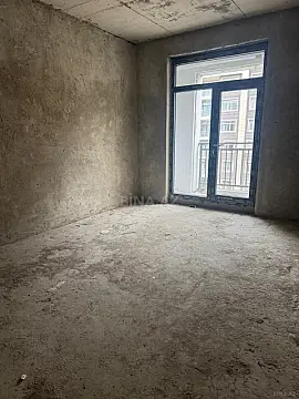 Satılır 4 otaqlı mənzil 150 m²