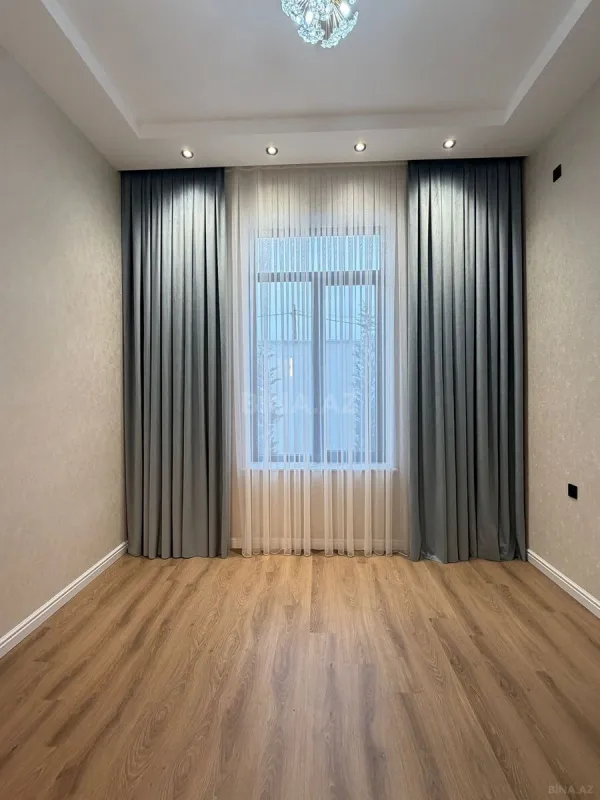 Satılır 4 otaqlı həyət evi 160 m²