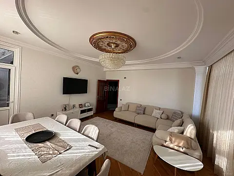 Satılır 2 otaqlı mənzil 88 m²