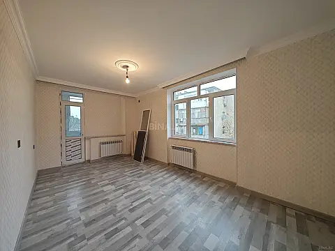 Satılır 2 otaqlı mənzil 40 m² — Bakı, Bakıxanov 2 otaq 40.00 m²