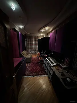 Satılır 3 otaqlı mənzil 135 m²