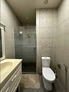 Kirayə verilir 3 otaqlı mənzil 130 m²