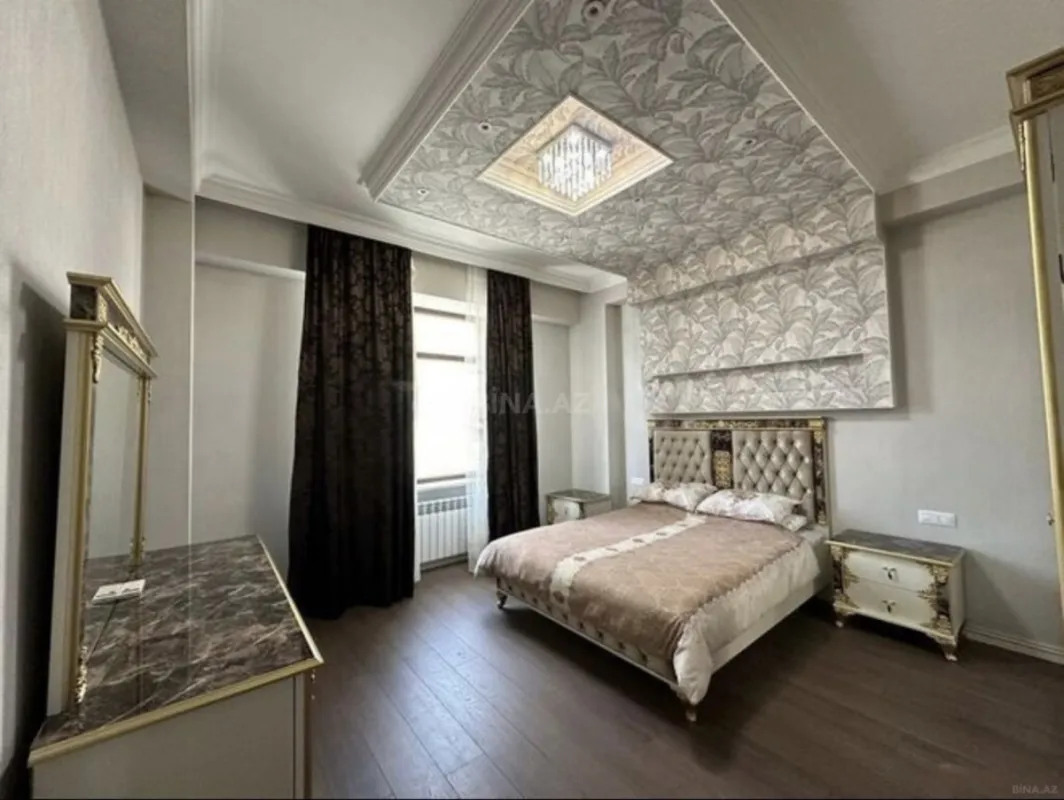 Kirayə verilir 3 otaqlı mənzil 130 m²