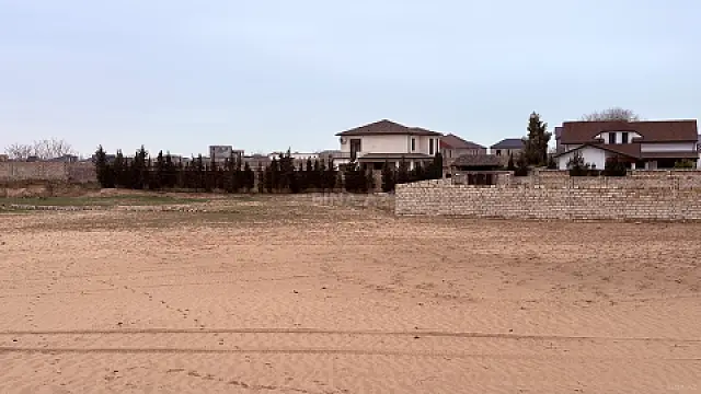 Satılır torpaq sahəsi 3 m²