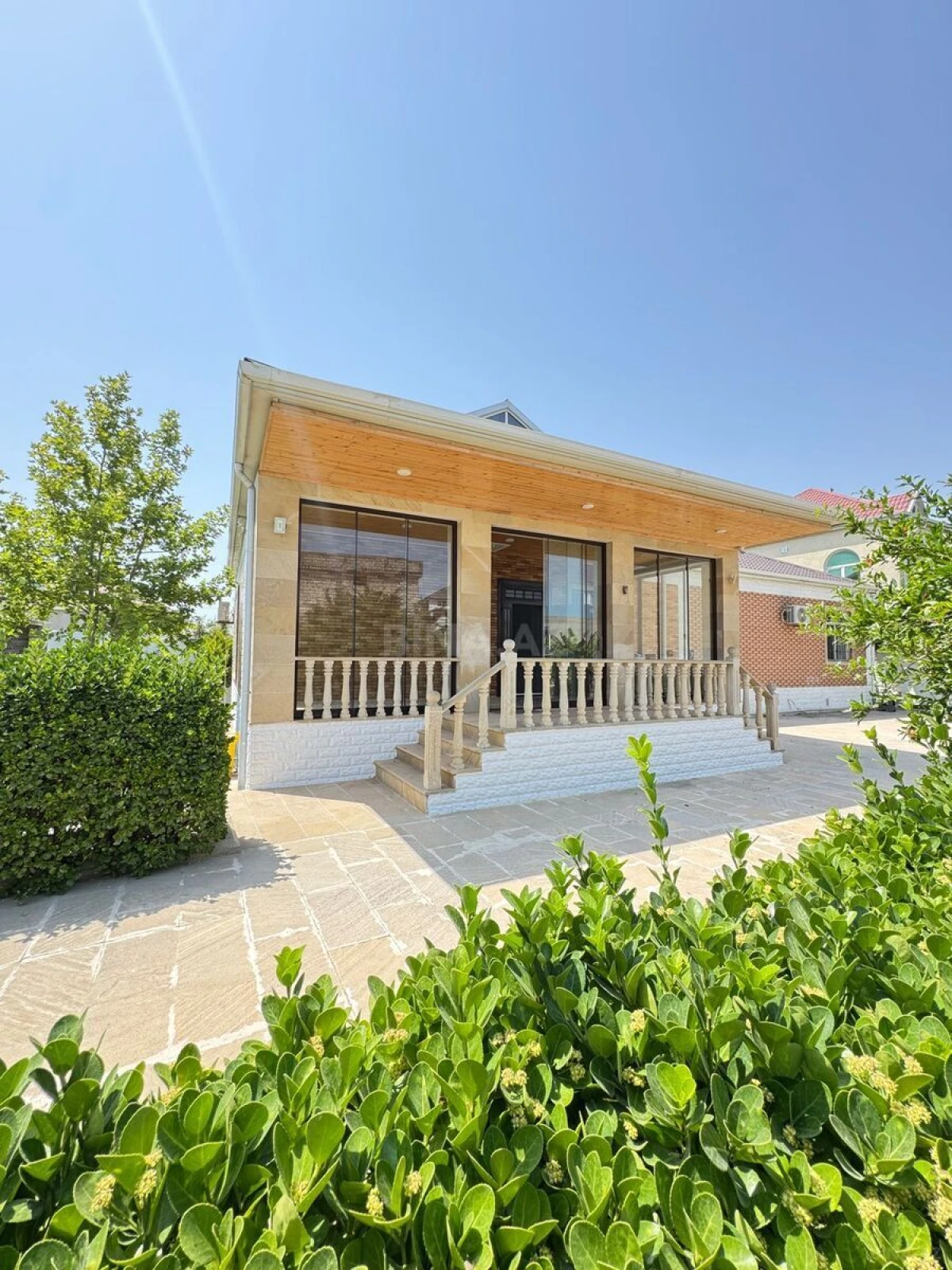 Satılır 4 otaqlı həyət evi 190 m²