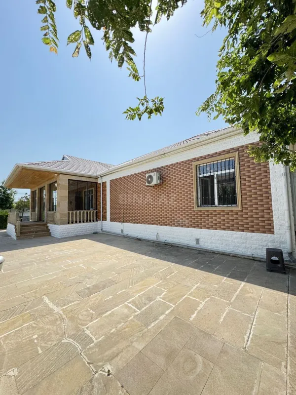 Satılır 4 otaqlı həyət evi 190 m²