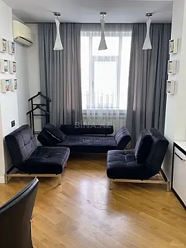 Kirayə verilir 3 otaqlı ofis 135 m²