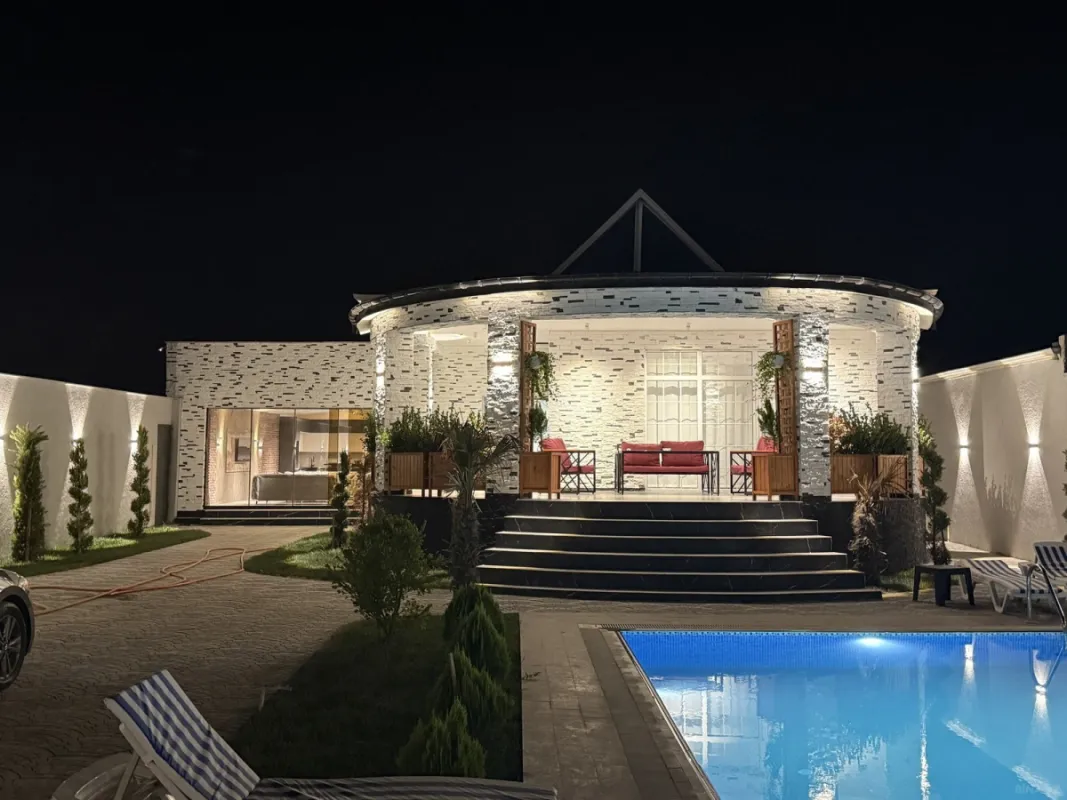 Kirayə verilir 4 otaqlı həyət evi 270 m²