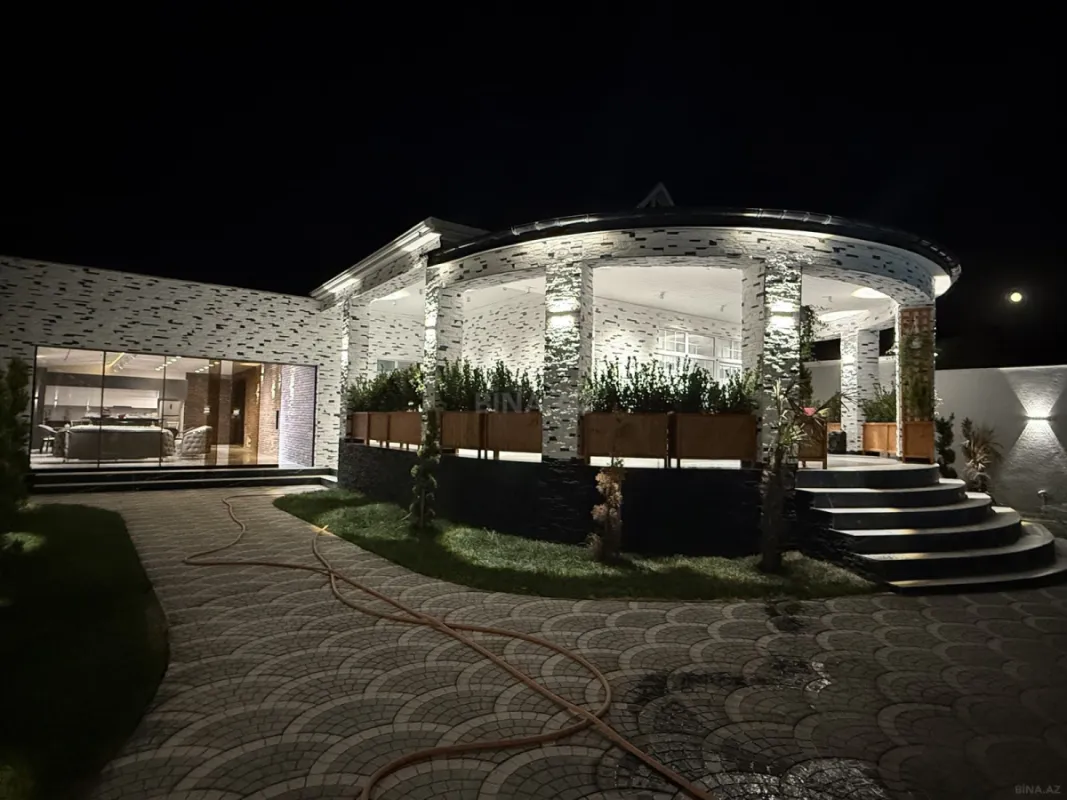 Kirayə verilir 4 otaqlı həyət evi 270 m²