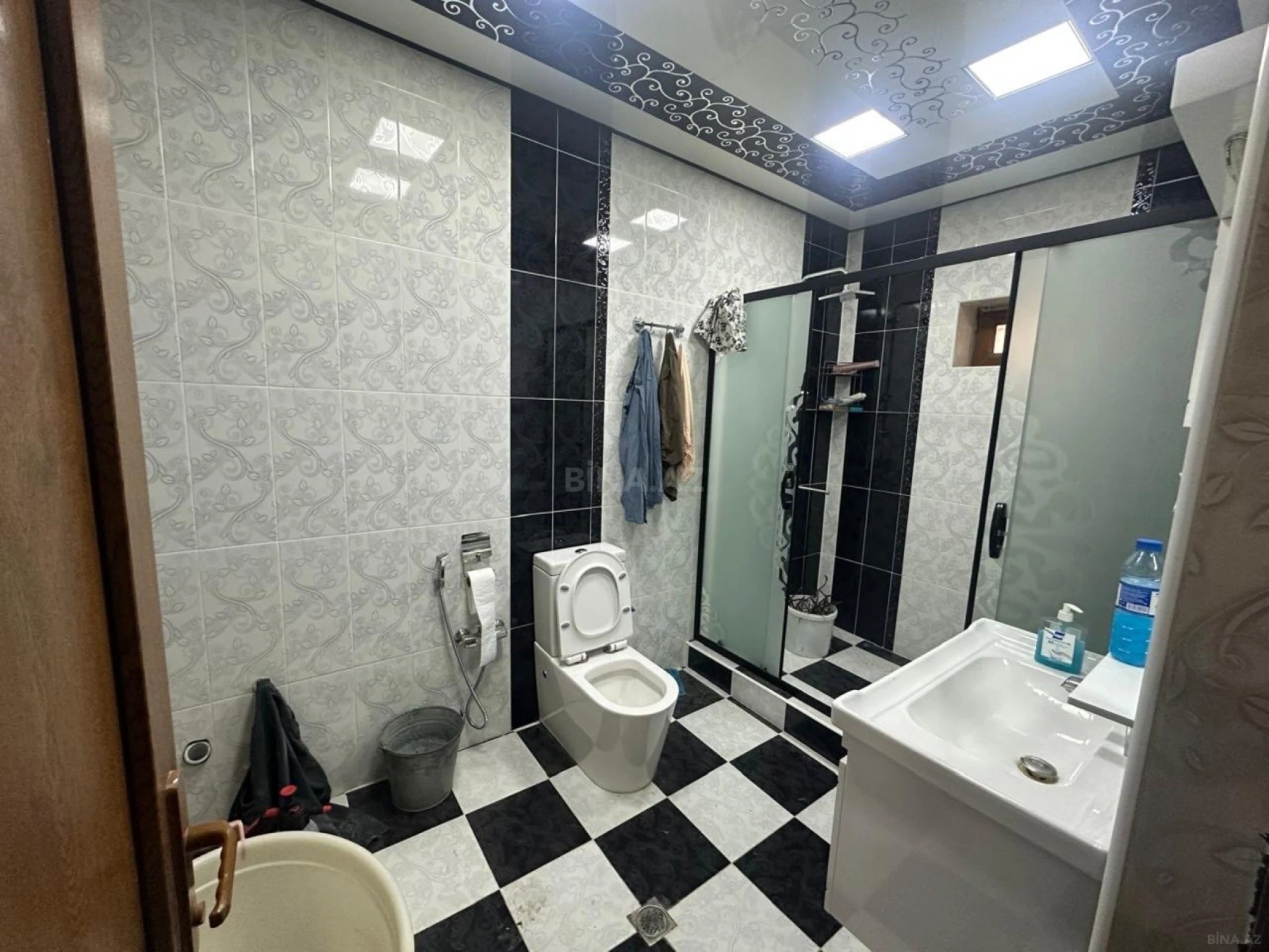 Satılır 7 otaqlı həyət evi 225 m²