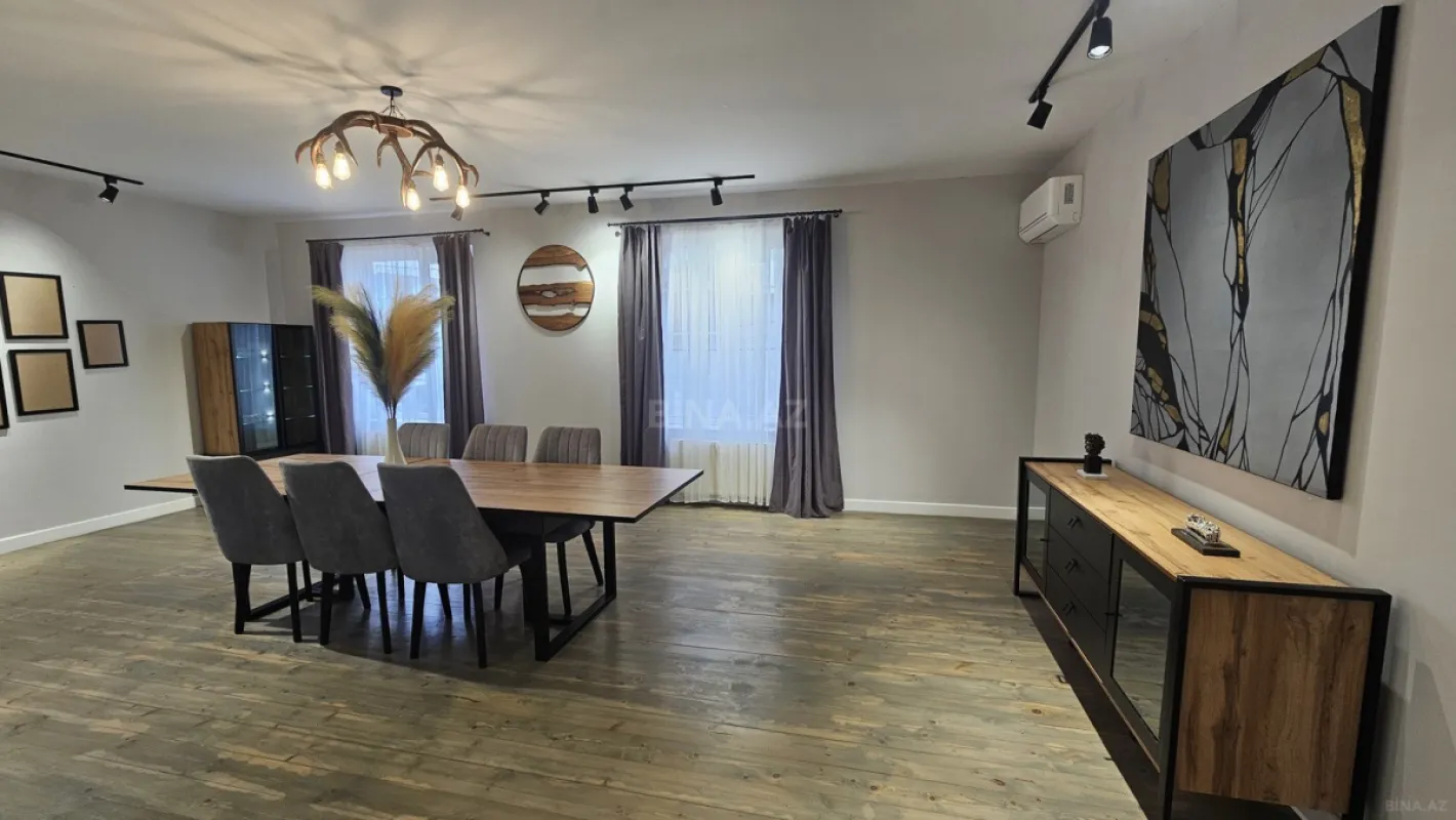 Kirayə verilir 9 otaqlı həyət evi 400 m²