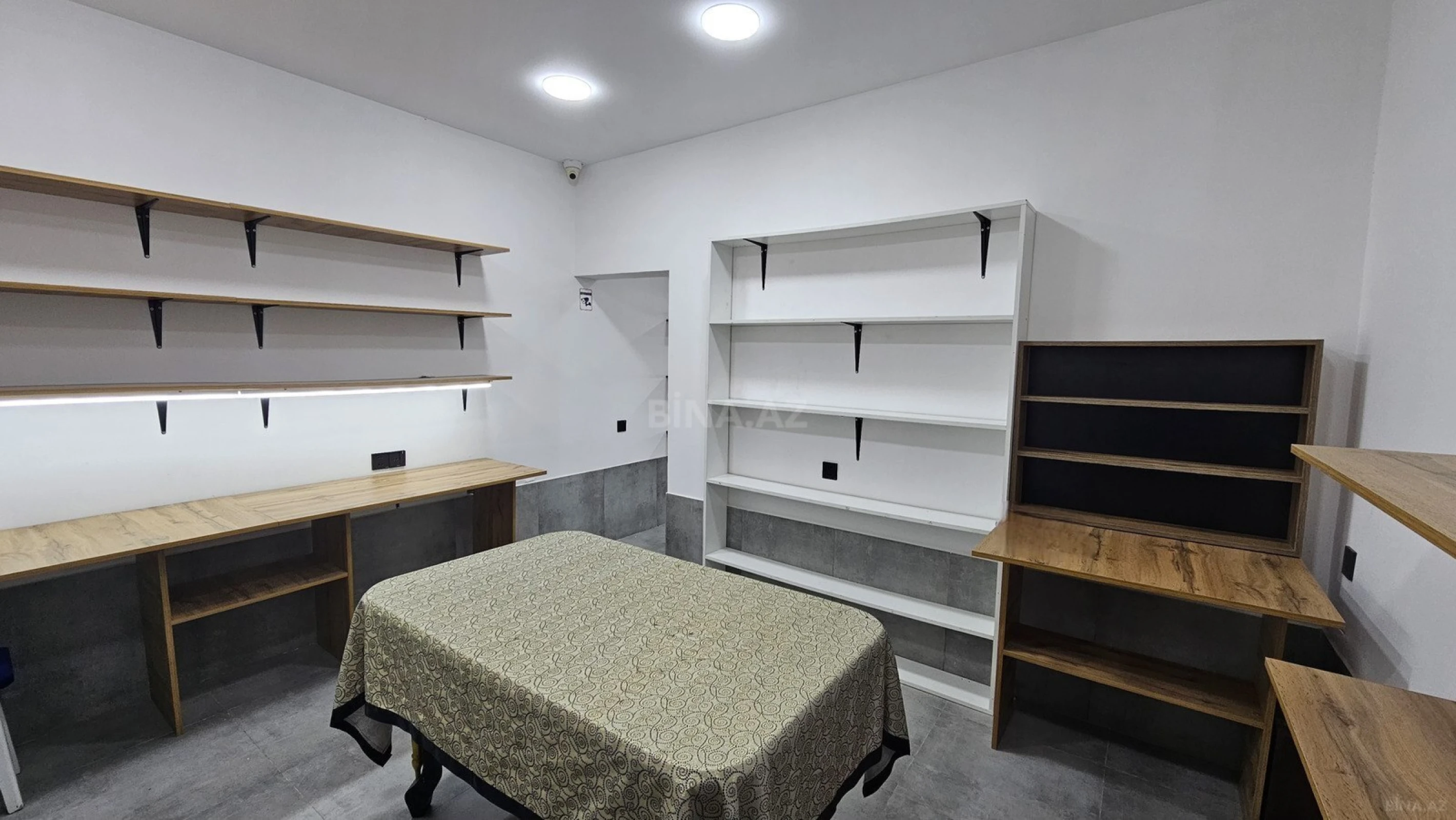 Kirayə verilir 3 otaqlı ofis 70 m²