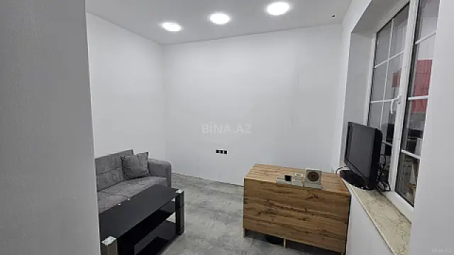 Kirayə verilir 3 otaqlı ofis 70 m²