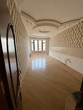 Satılır 3 otaqlı mənzil 136 m²