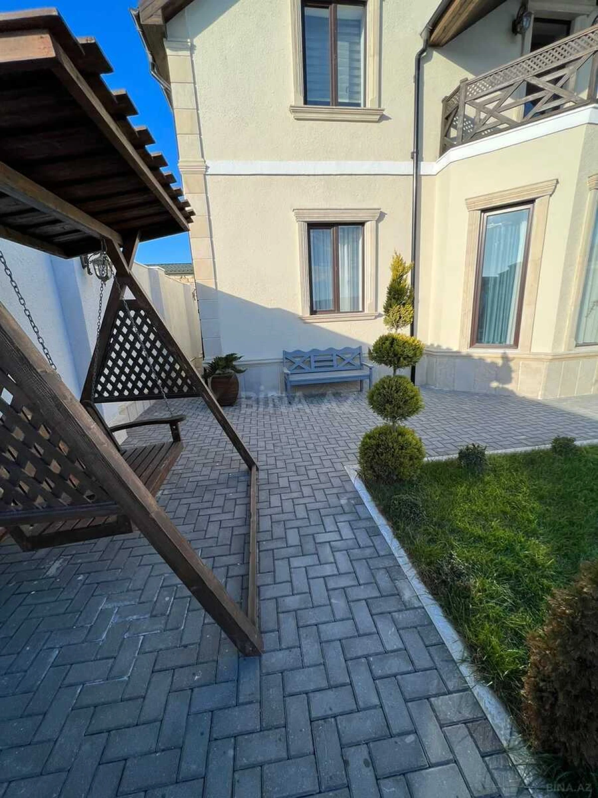 Kirayə verilir 4 otaqlı həyət evi 200 m²