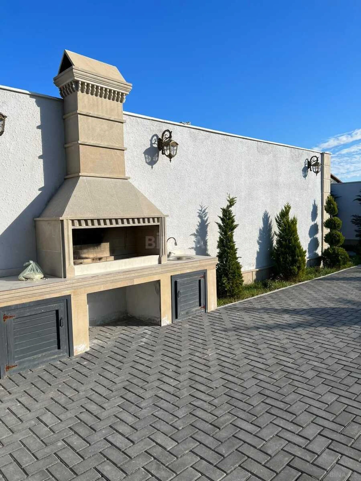 Kirayə verilir 4 otaqlı həyət evi 200 m²