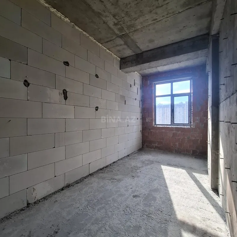 Satılır 2 otaqlı mənzil 76.5 m²