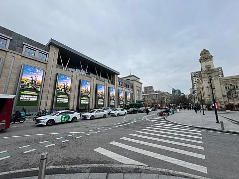 Satılır obyekt 416 m²