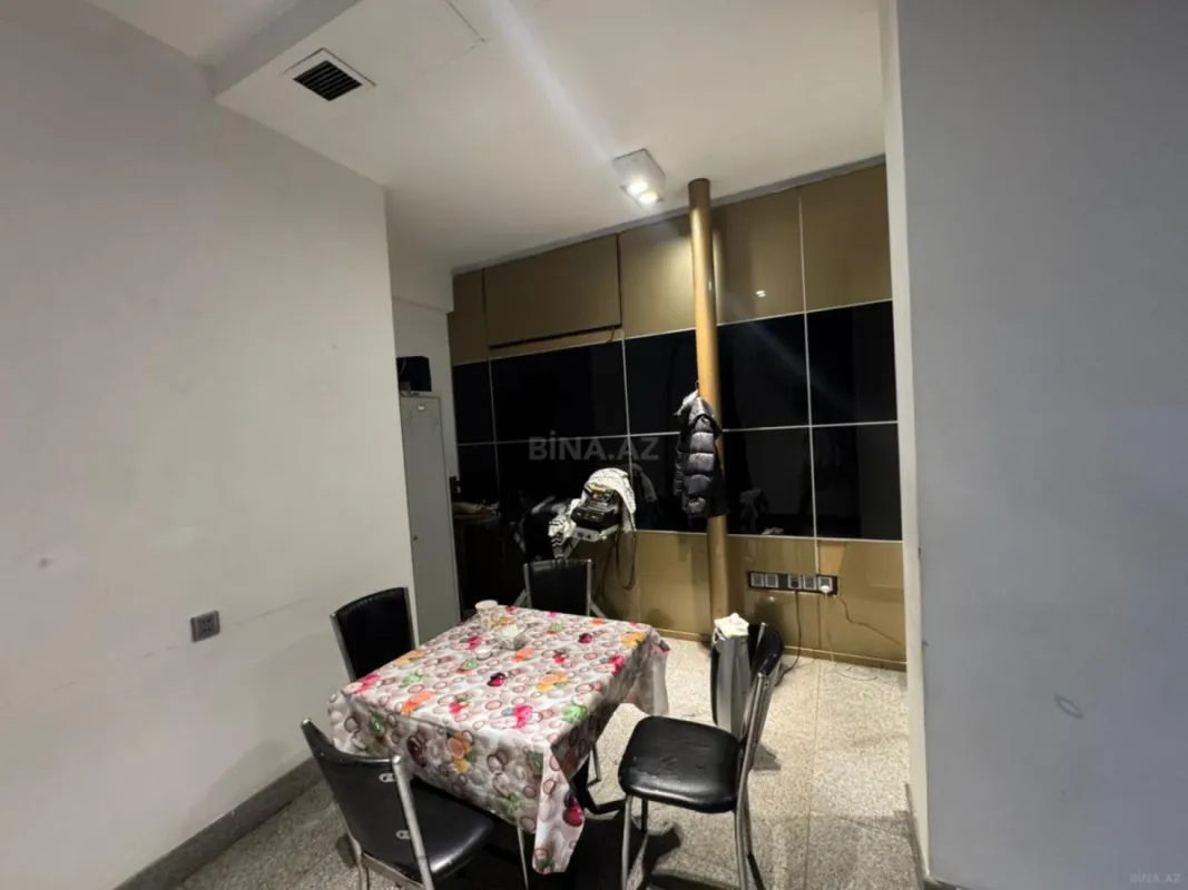 Satılır obyekt 416 m²