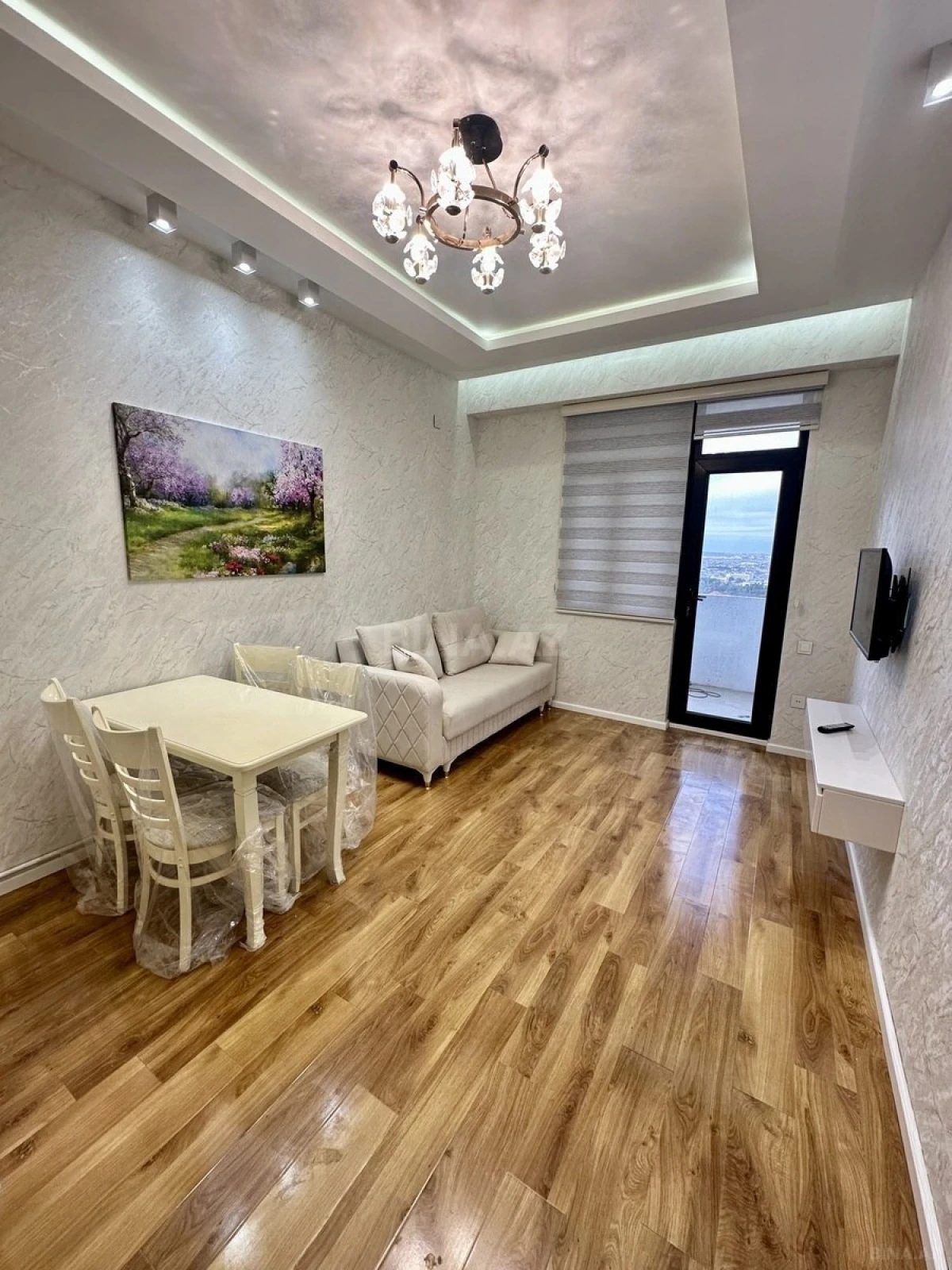 Satılır 3 otaqlı mənzil 63 m²